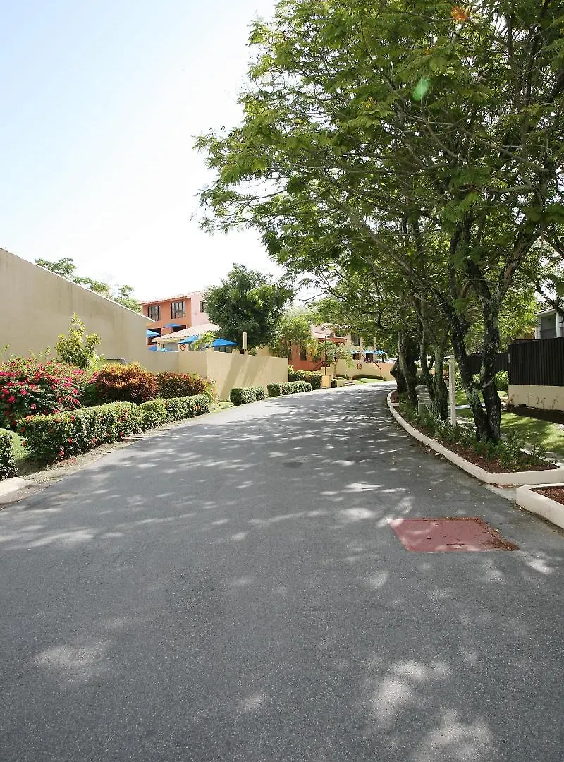 Апарт-отель Park Royal Homestay Club Cala Puerto Rico Умакао