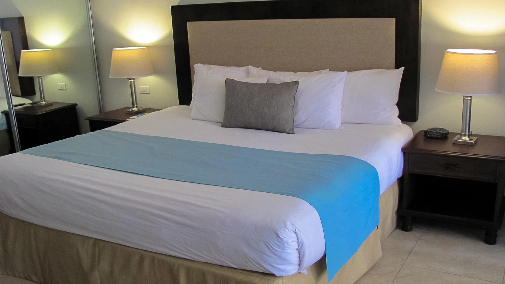 *** Aparthotel Park Royal Homestay Club Cala Puerto Rico Humacao Puerto Rico